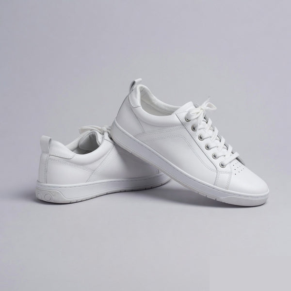 Court sneaker